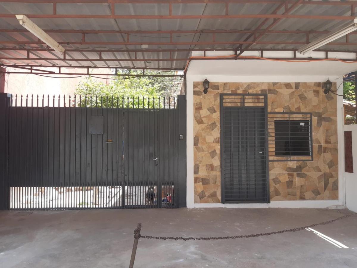 Habitacion En Casa Zona Asunción Exterior photo